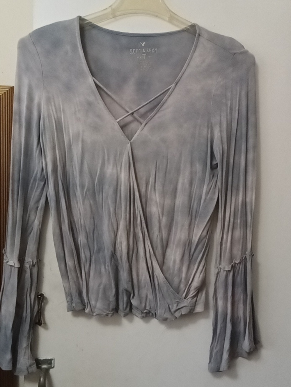 Women's AMERICAN EAGLE Outfitters Blue-Gray Tie-Dye Wrap-Front Long Sleeve Top